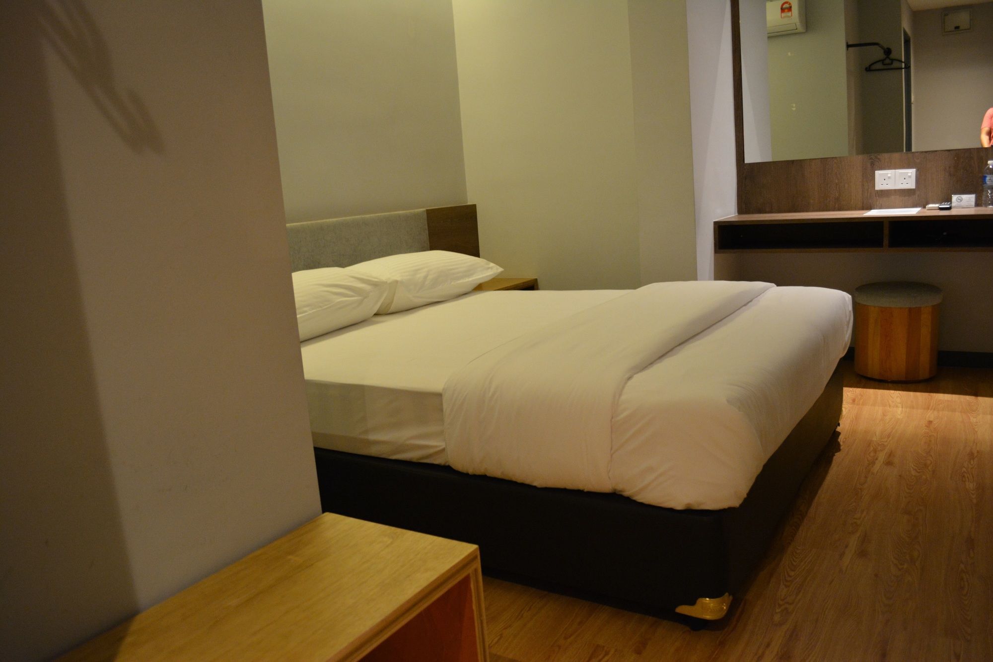 Go Hotel Субанг-Джая Экстерьер фото